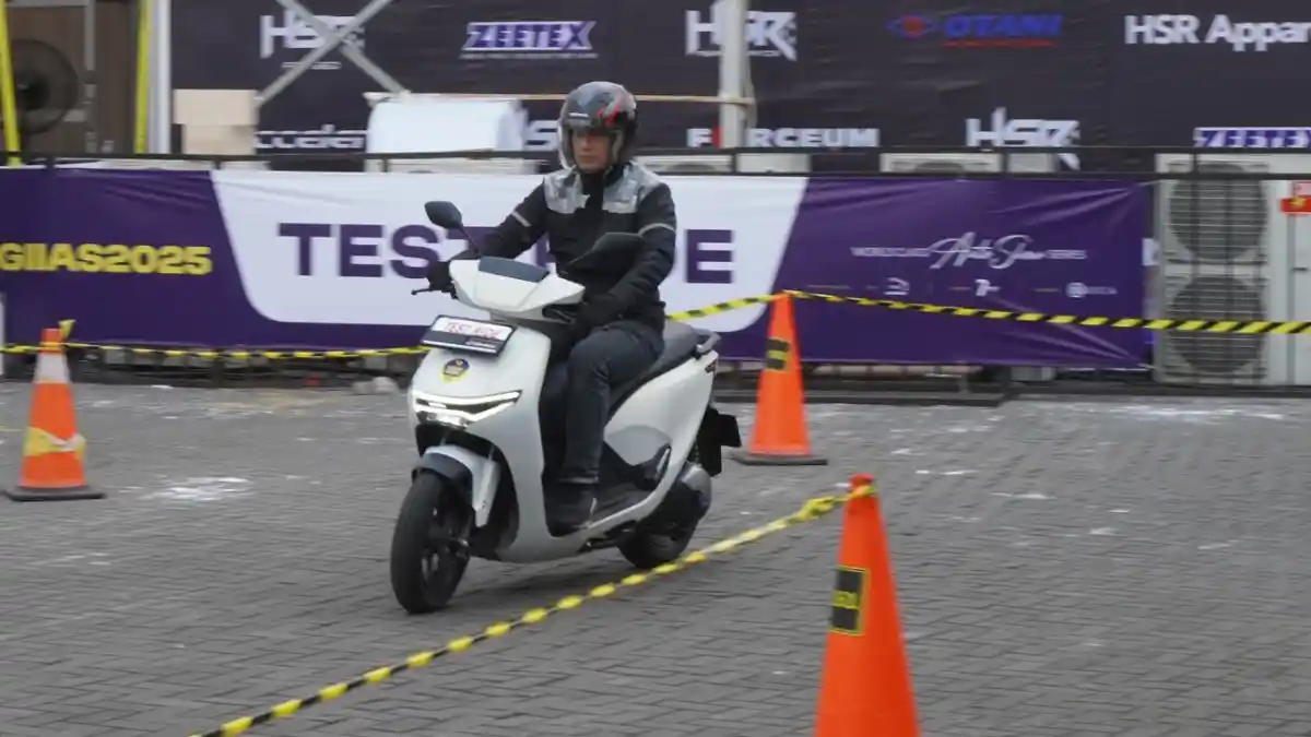 Honda Motor Listrik